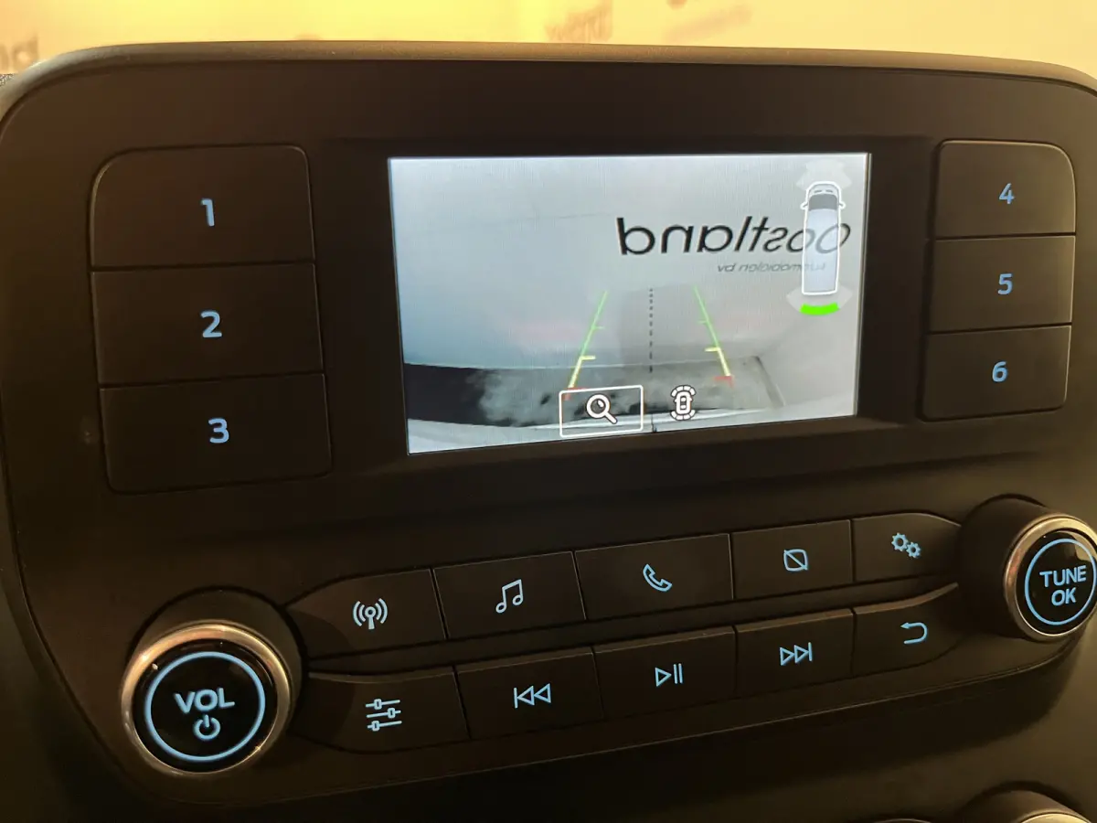 350 2.0 TDCI L4H3 130 PK RWD / Euro 6 / Cruise Control / Camera / 3-Zits / 31.300 KM !!