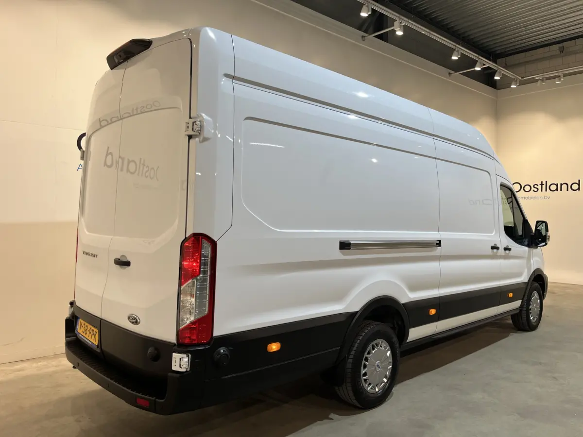 350 2.0 TDCI L4H3 130 PK RWD / Euro 6 / Cruise Control / Camera / 3-Zits / 31.300 KM !!