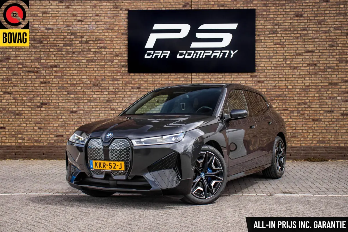xDrive40 Sport Edition 77 kWh, BTW, Laser, H&K, Pano