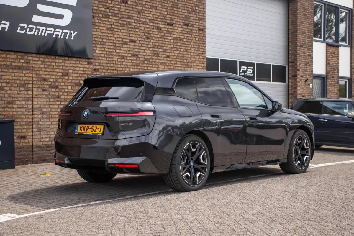 xDrive40 Sport Edition 77 kWh, BTW, Laser, H&K, Pano