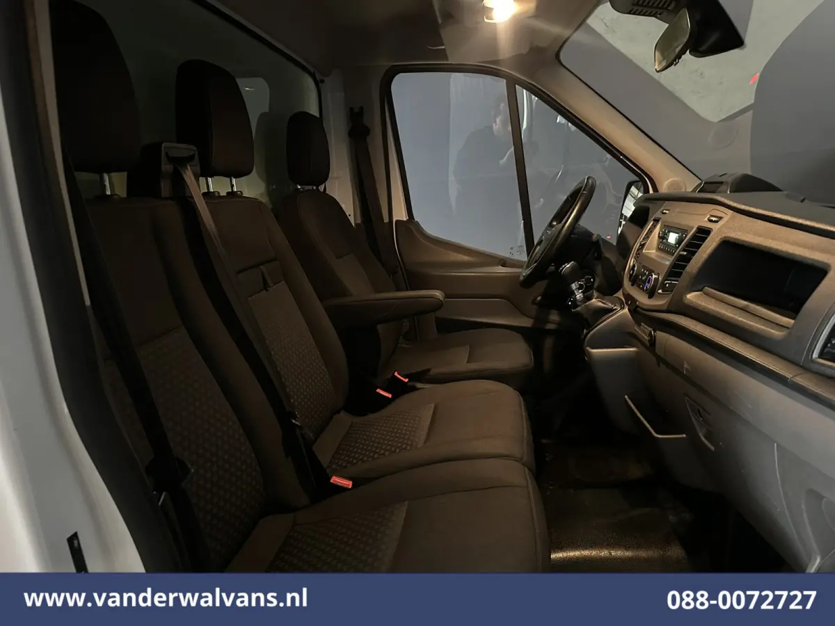 2.0 TDCI 130pk Bakwagen Laadklep Euro6 Airco | 940kg laadvermogen | Cruisecontrol | Verwarmde Voorruit Bijrijdersbank