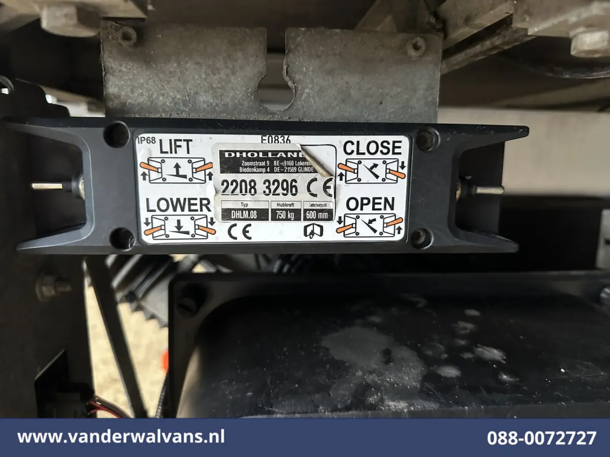 2.0 TDCI 130pk Bakwagen Laadklep Euro6 Airco | 940kg laadvermogen | Cruisecontrol | Verwarmde Voorruit Bijrijdersbank