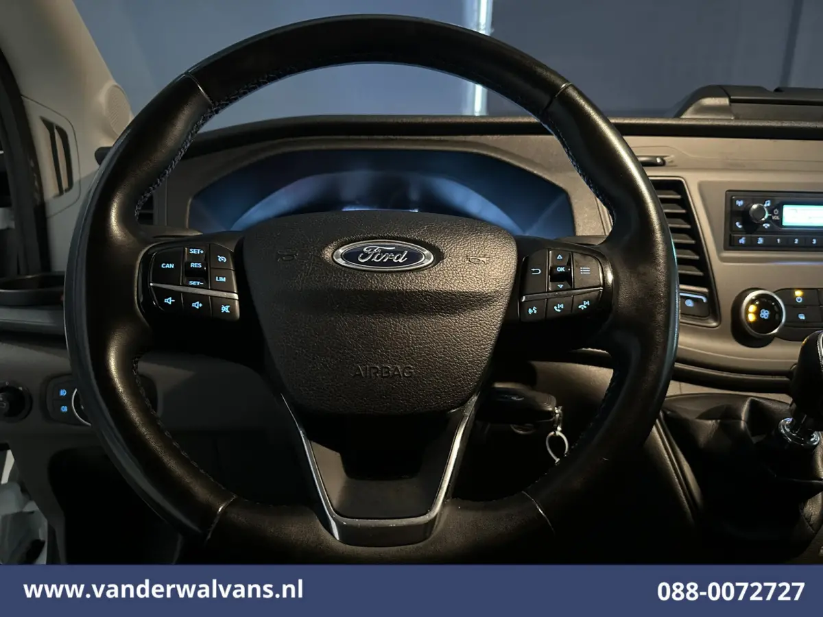 2.0 TDCI 130pk Bakwagen Laadklep Euro6 Airco | 940kg laadvermogen | Cruisecontrol | Verwarmde Voorruit Bijrijdersbank