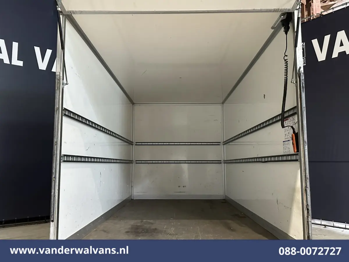2.0 TDCI 130pk Bakwagen Laadklep Euro6 Airco | 940kg laadvermogen | Cruisecontrol | Verwarmde Voorruit Bijrijdersbank