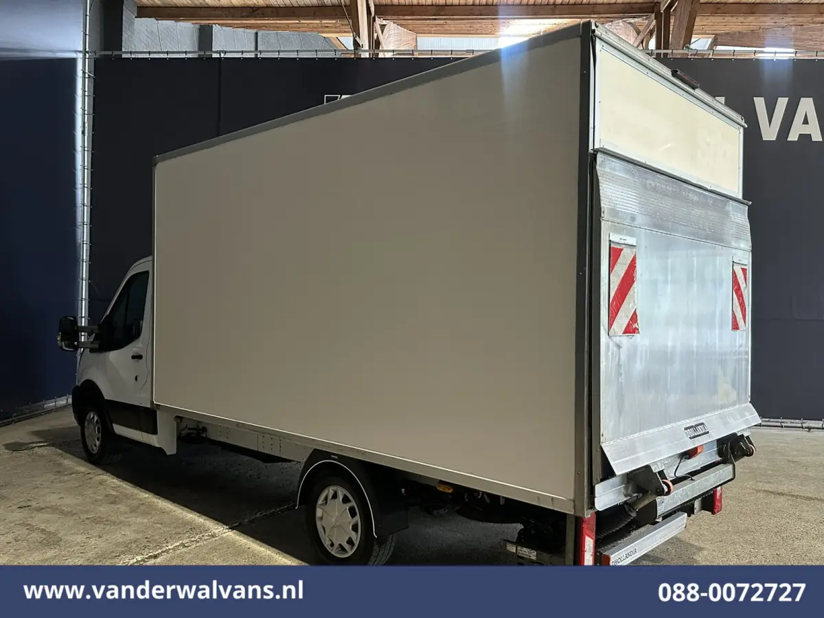 2.0 TDCI 130pk Bakwagen Laadklep Euro6 Airco | 940kg laadvermogen | Cruisecontrol | Verwarmde Voorruit Bijrijdersbank