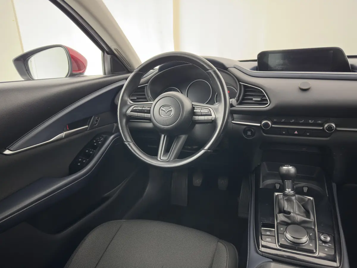 2.0 e-SkyActiv-G MHEV (INCL-BTW) * FULL-LED | ADAPTIVE-CRUISE | NAVI-FULLMAP | BLINDSPOT | COMFORTSEATS | ECC | PDC | HEAD-UP | 16''ALU*