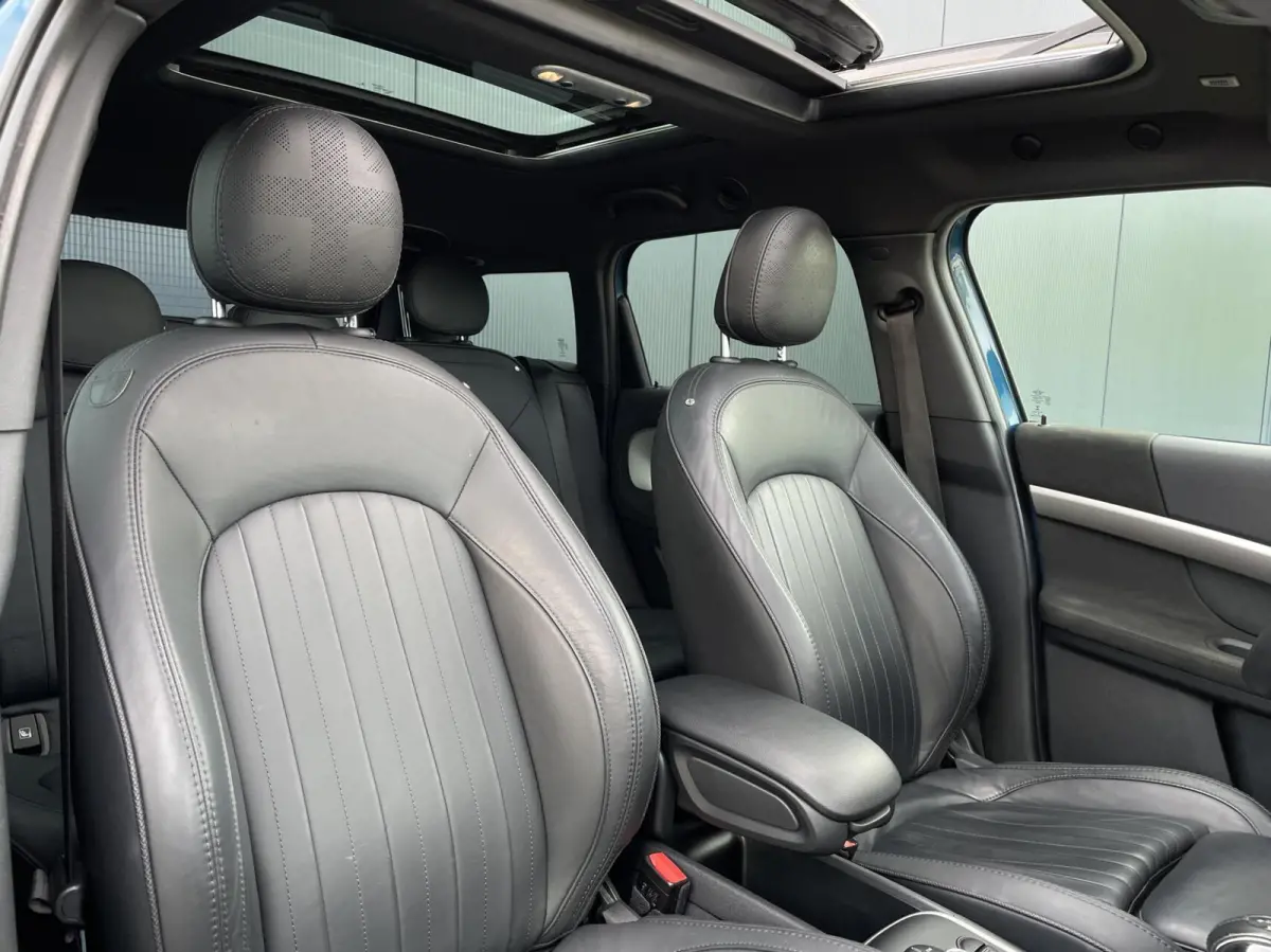 1.5 Cooper ALL4 Chili JCW Pano Leder H&K Carplay Camera