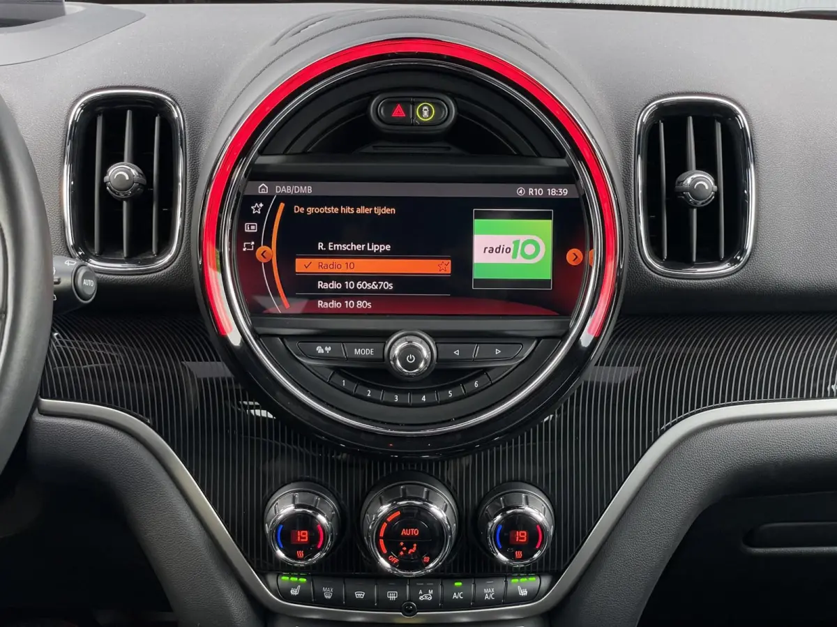 1.5 Cooper ALL4 Chili JCW Pano Leder H&K Carplay Camera
