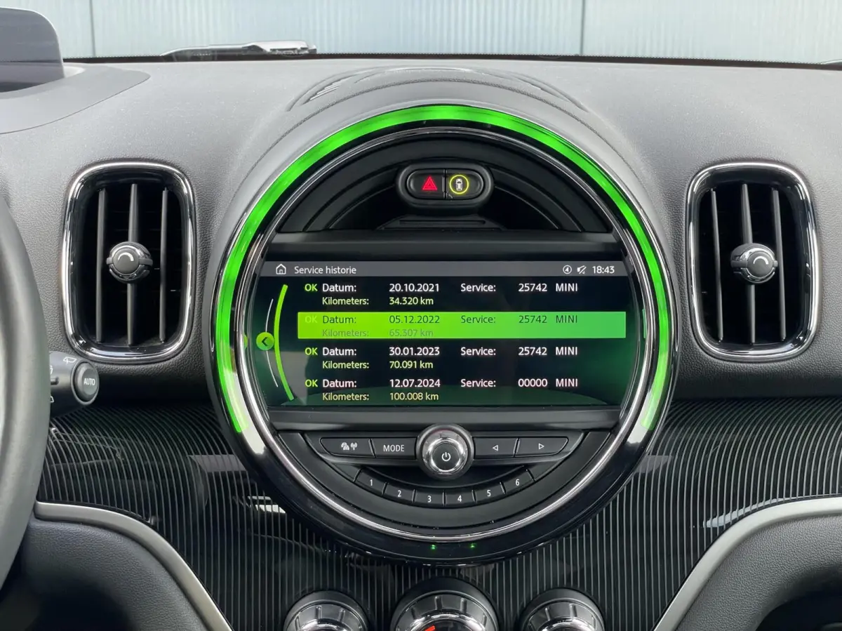 1.5 Cooper ALL4 Chili JCW Pano Leder H&K Carplay Camera