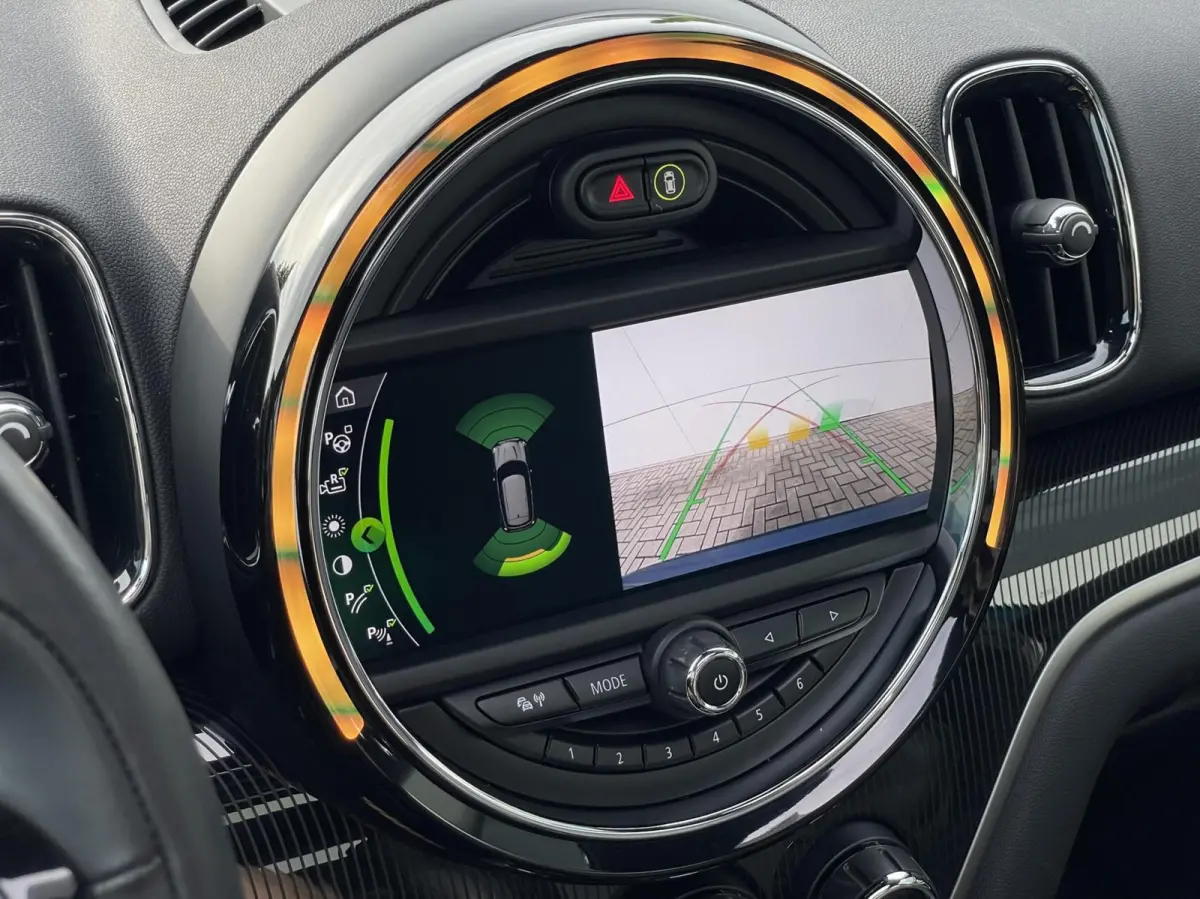 1.5 Cooper ALL4 Chili JCW Pano Leder H&K Carplay Camera