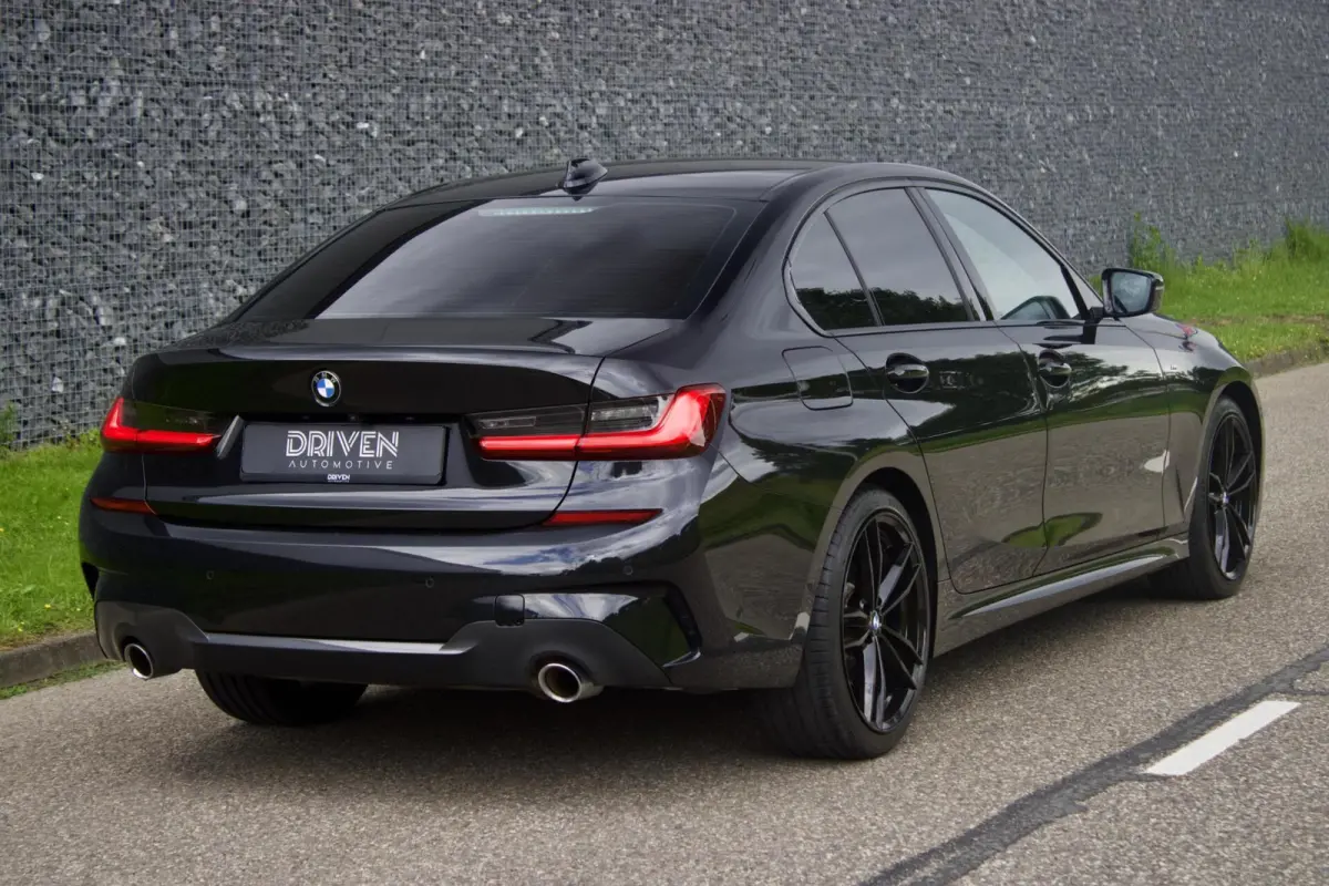 330i High Executive Edition