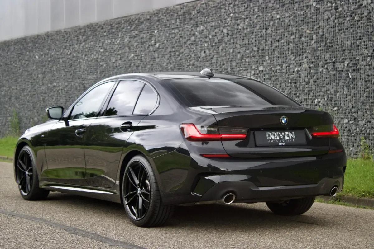330i High Executive Edition