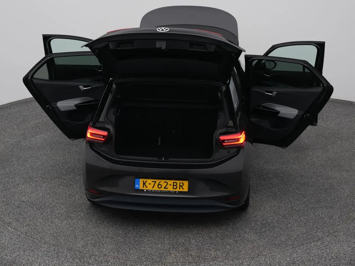 First Plus 58 kWh | CAMERA | ADAPTIVE | STOEL- EN STUURVERW.