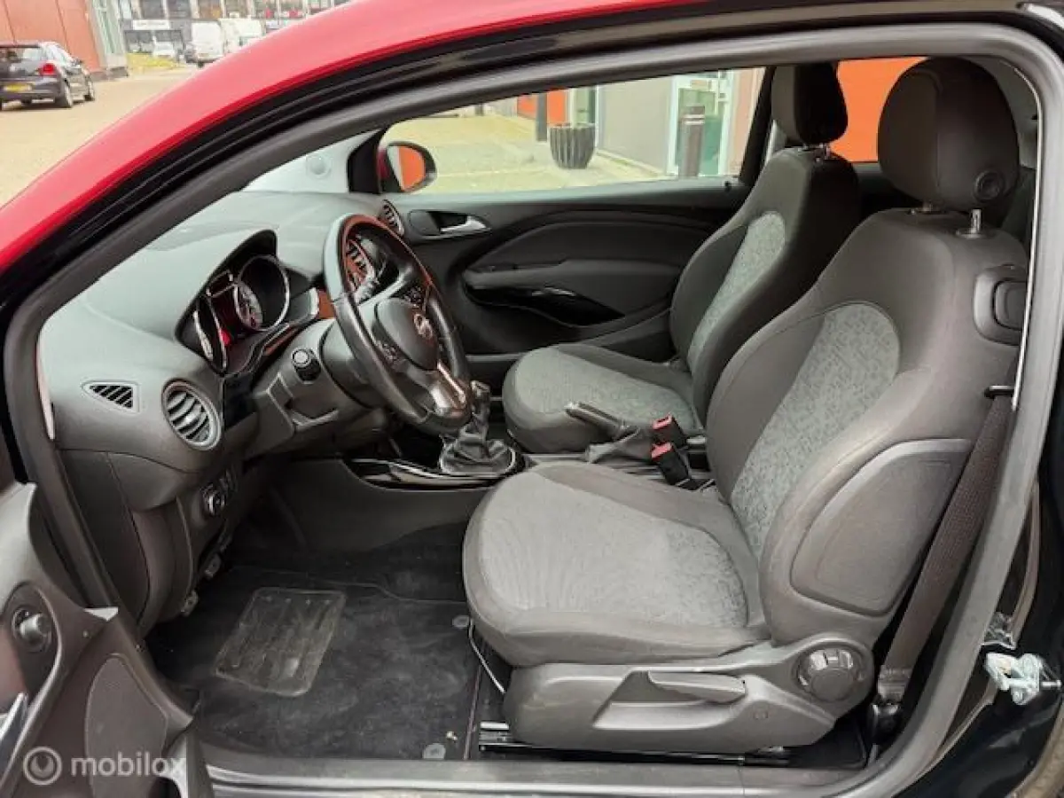 1.0 Turbo Rocks Online Edition138.000 KM NAP