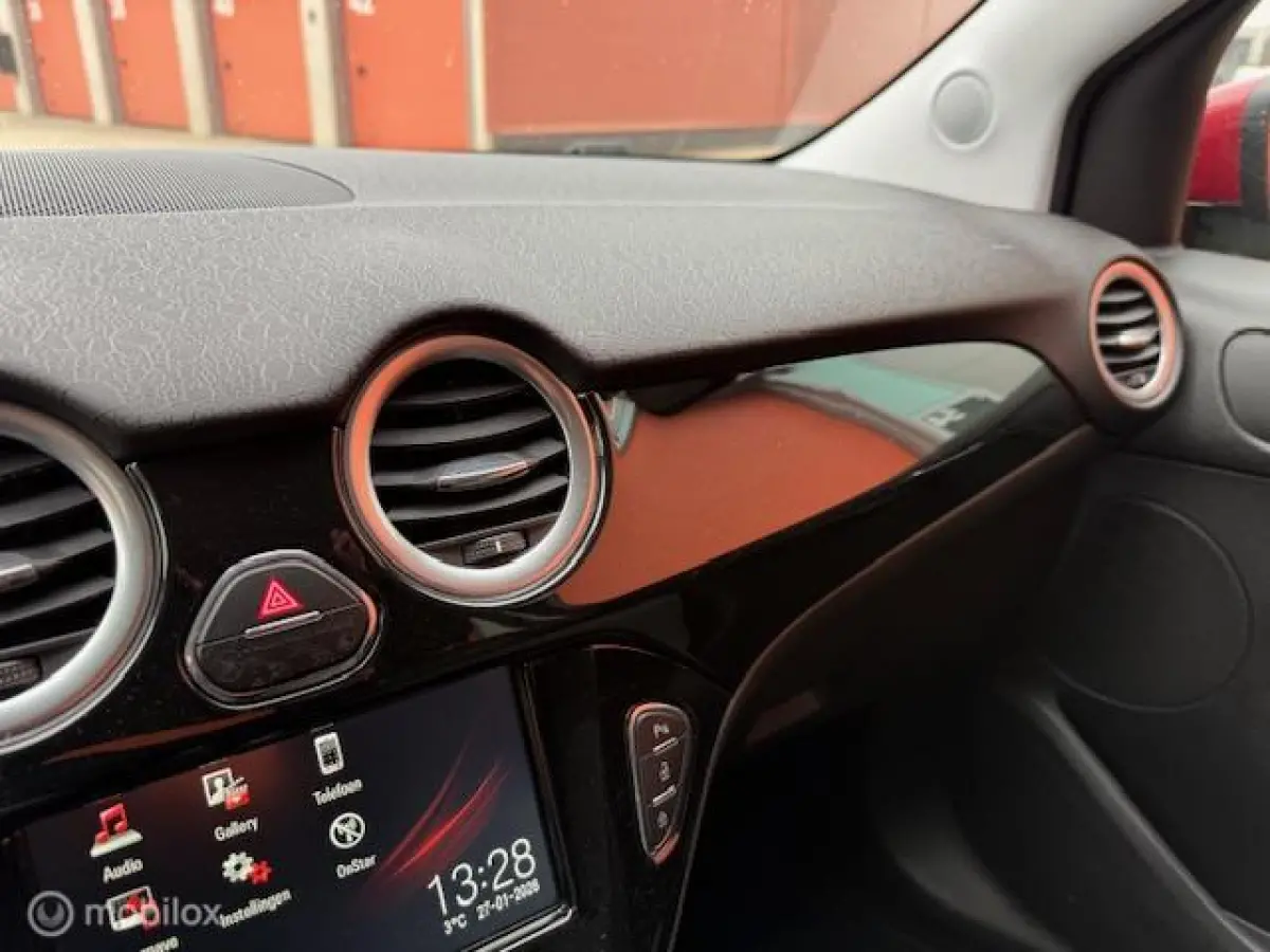 1.0 Turbo Rocks Online Edition138.000 KM NAP