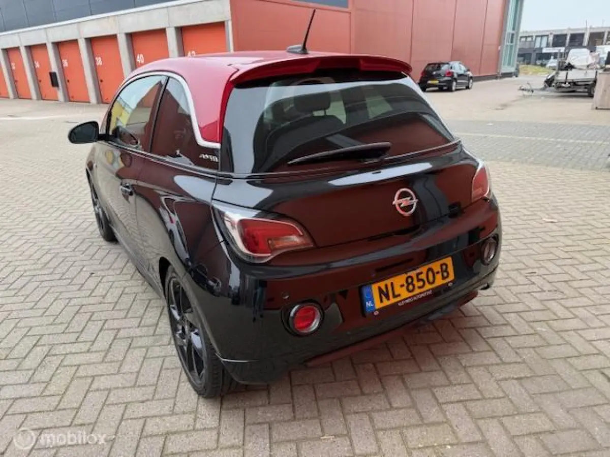 1.0 Turbo Rocks Online Edition138.000 KM NAP
