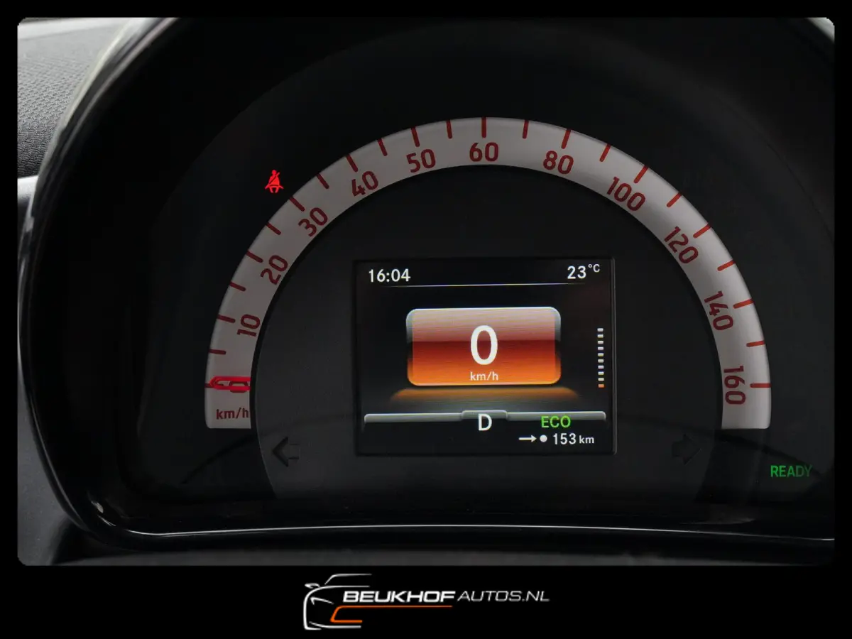 EQ Comfort 18 kWh 5dr Airco Radio Dab Cruise L