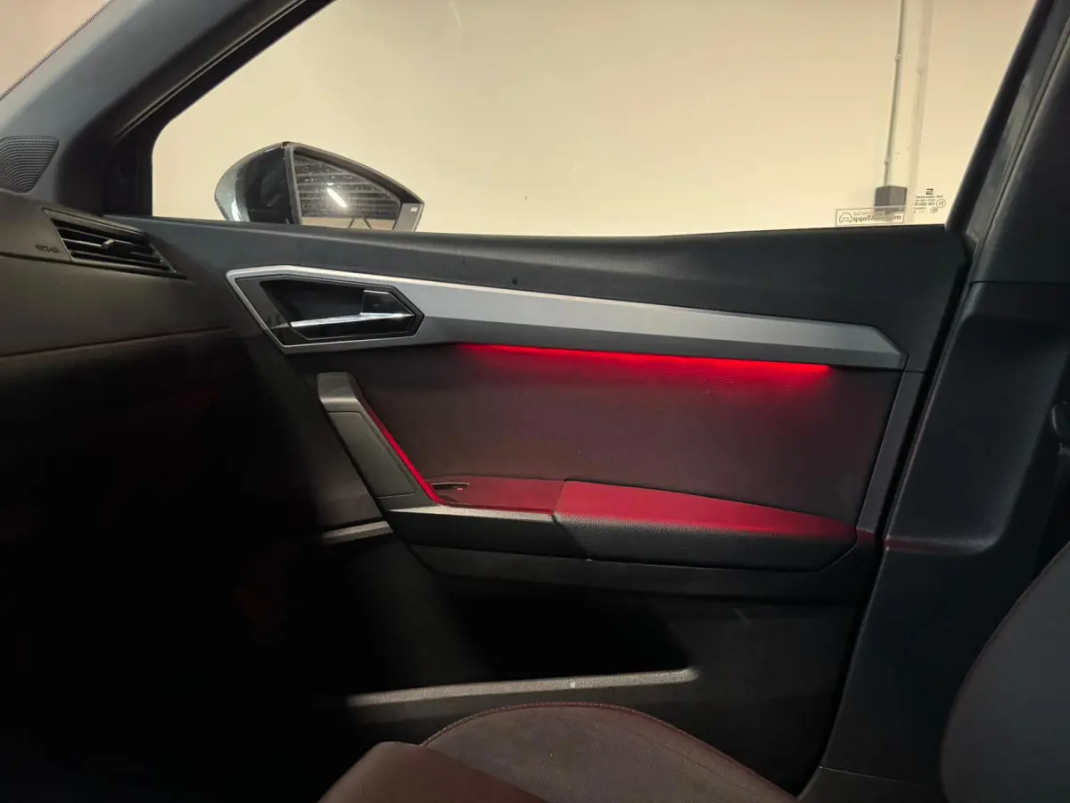 1.0 TSI FR Business Intense CARPLAY CAM