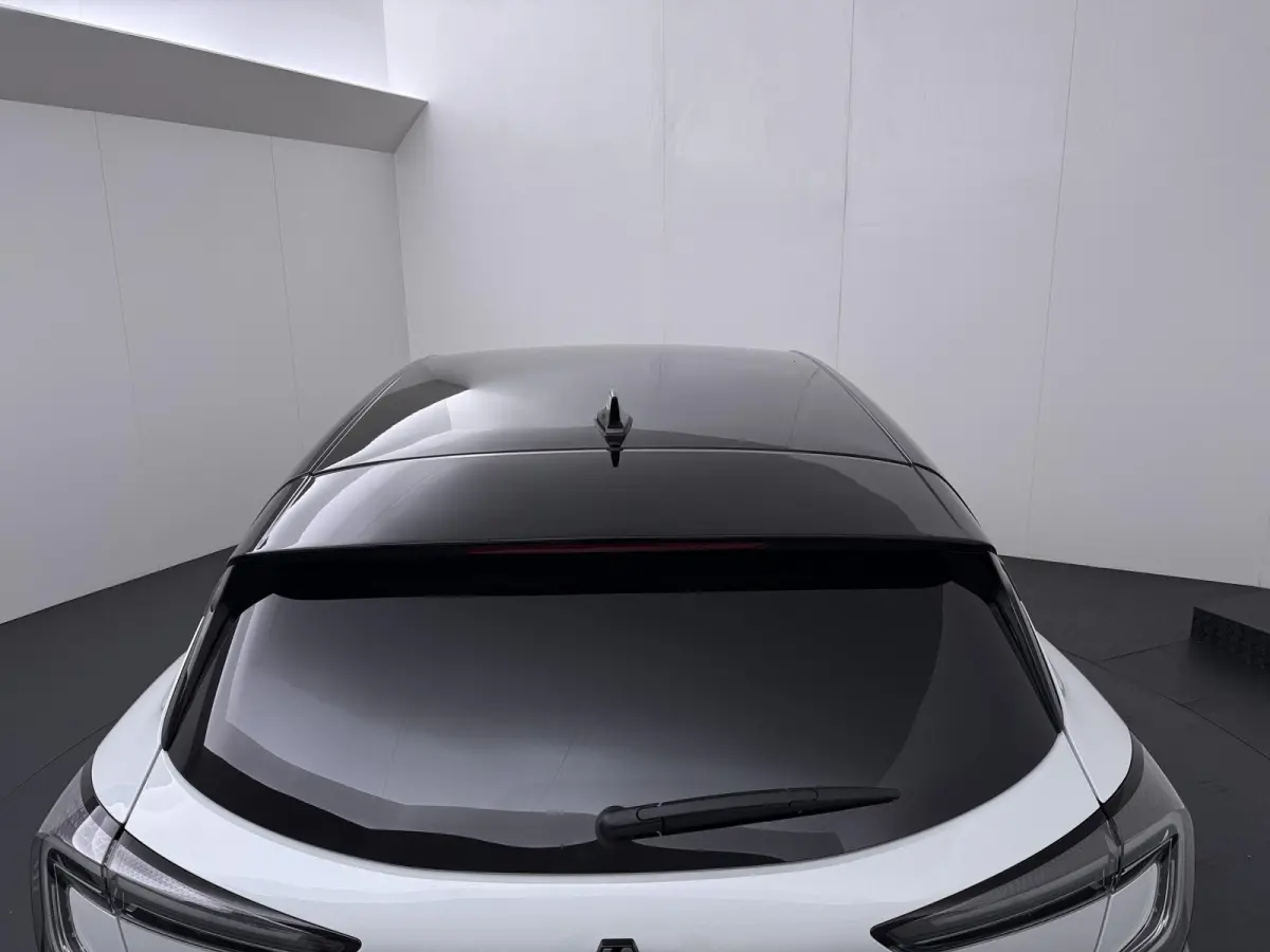 techno full hybrid E-Tech 160 | Google Navigatie | Parkeercamera | Climate Control | Automaat |