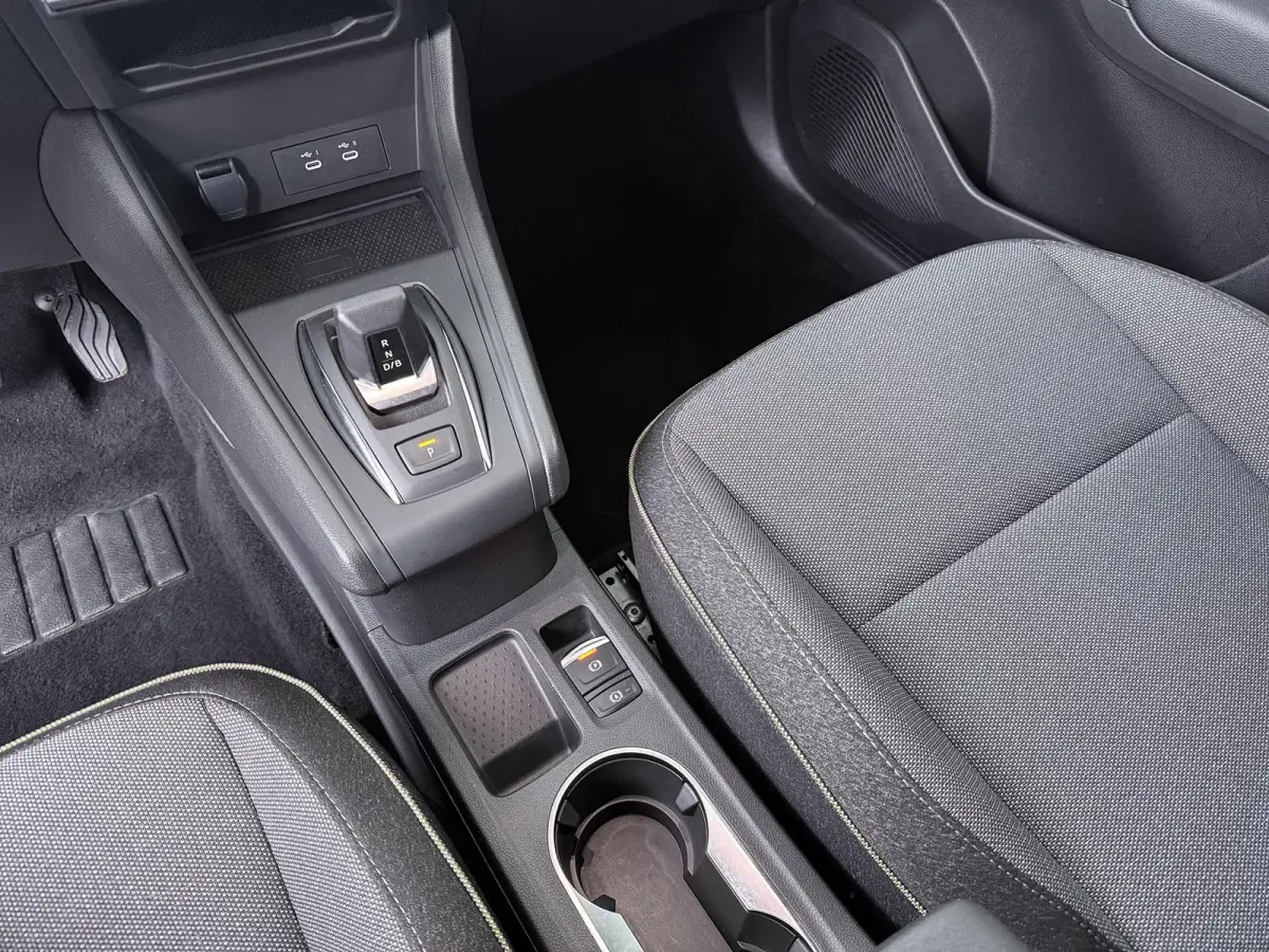 techno full hybrid E-Tech 160 | Google Navigatie | Parkeercamera | Climate Control | Automaat |