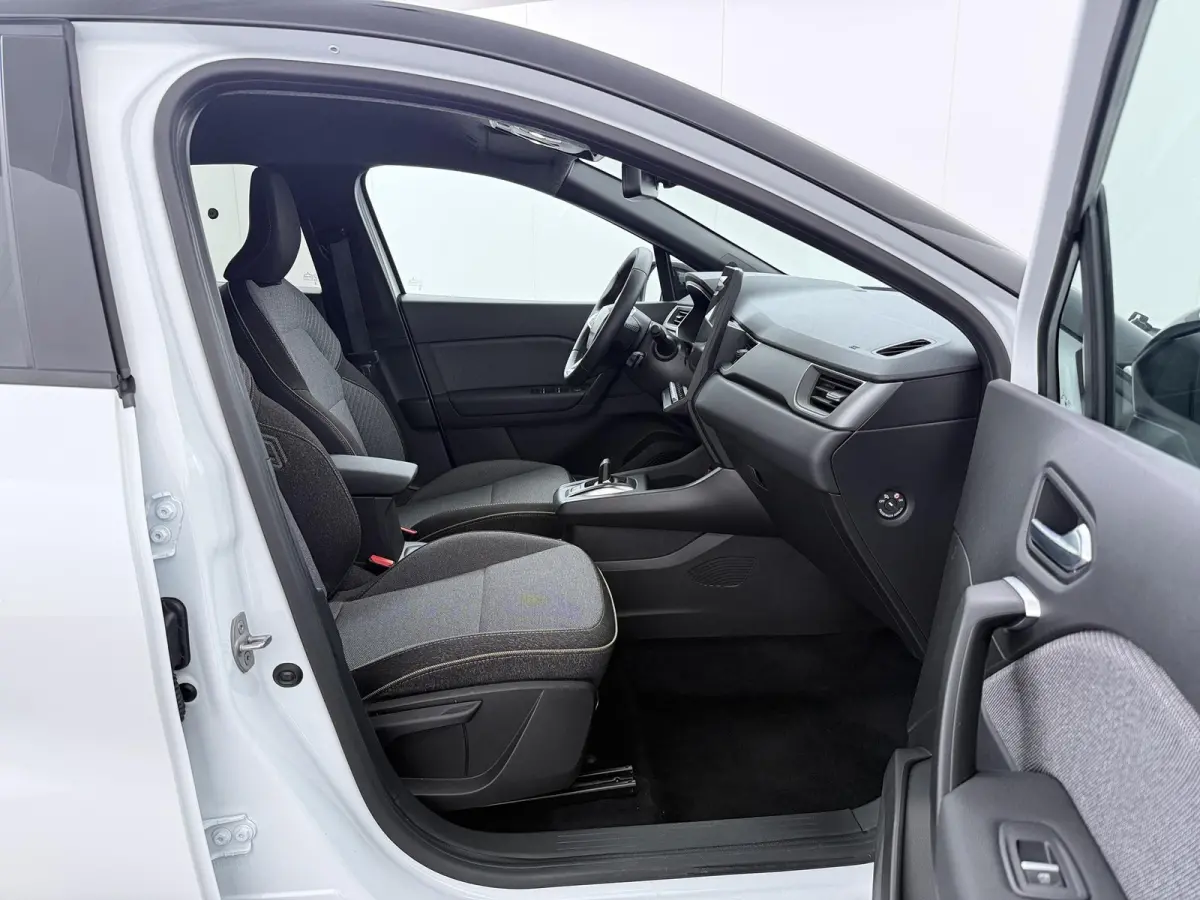 techno full hybrid E-Tech 160 | Google Navigatie | Parkeercamera | Climate Control | Automaat |