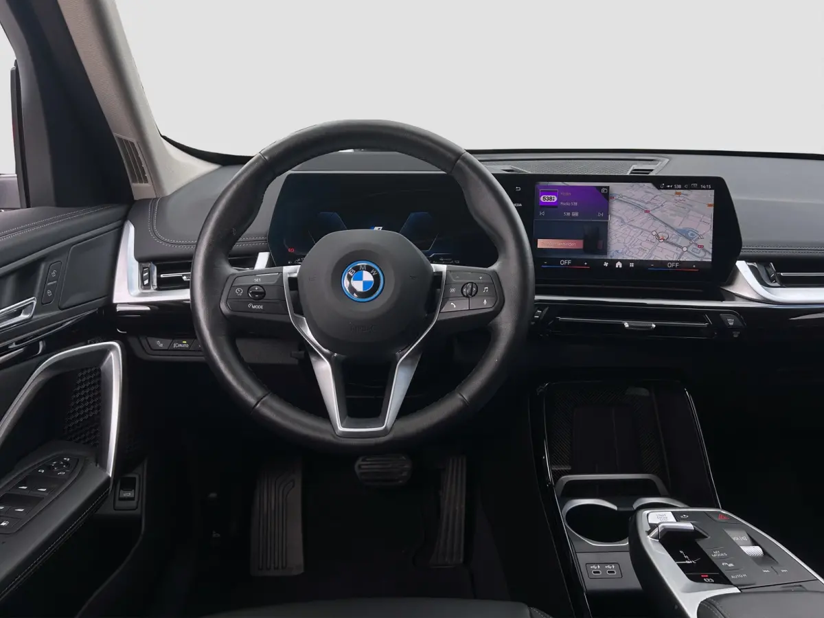 xDrive25e 245pk | Trekhaak | Leder | HUD | 360 camera |