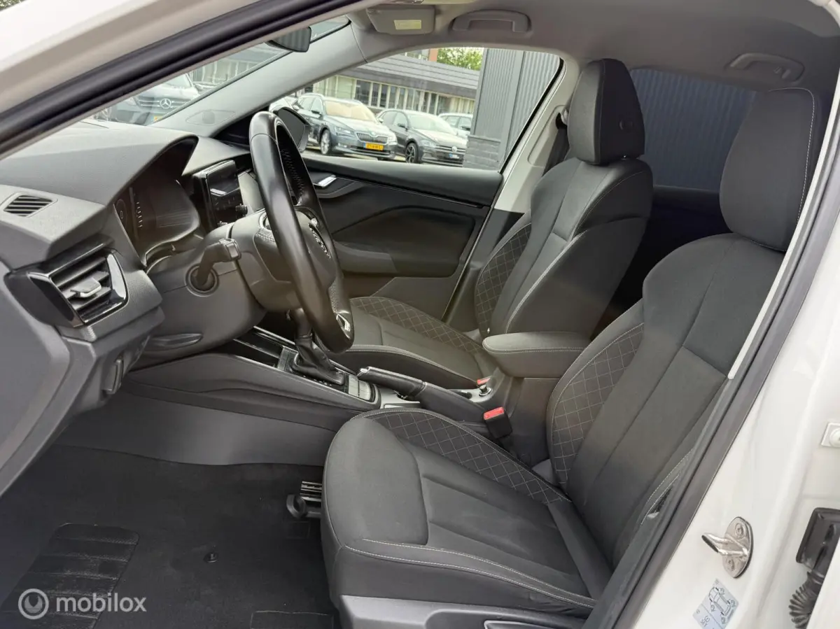 1.0 TSI Ambition AUTOMAAT | BTW | CARPLAY | ECC