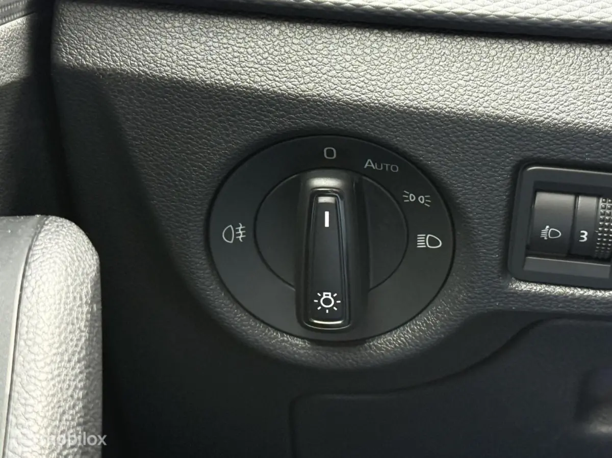 1.0 TSI Ambition AUTOMAAT | BTW | CARPLAY | ECC