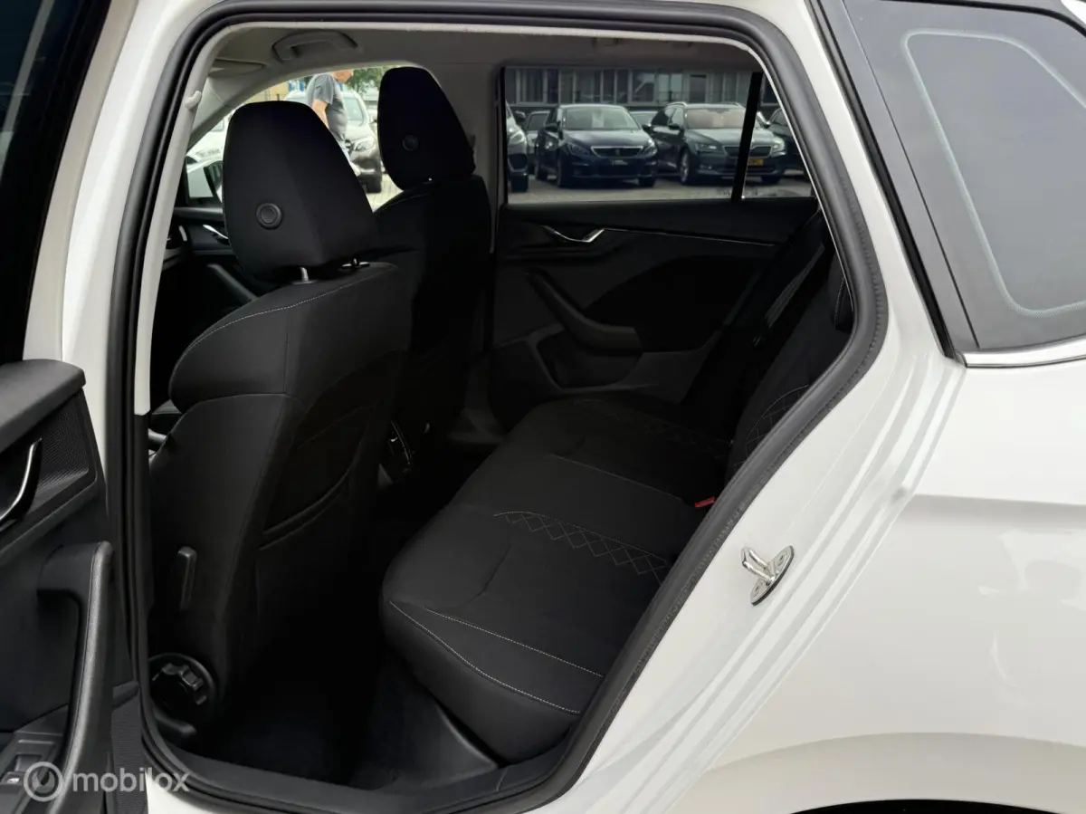 1.0 TSI Ambition AUTOMAAT | BTW | CARPLAY | ECC
