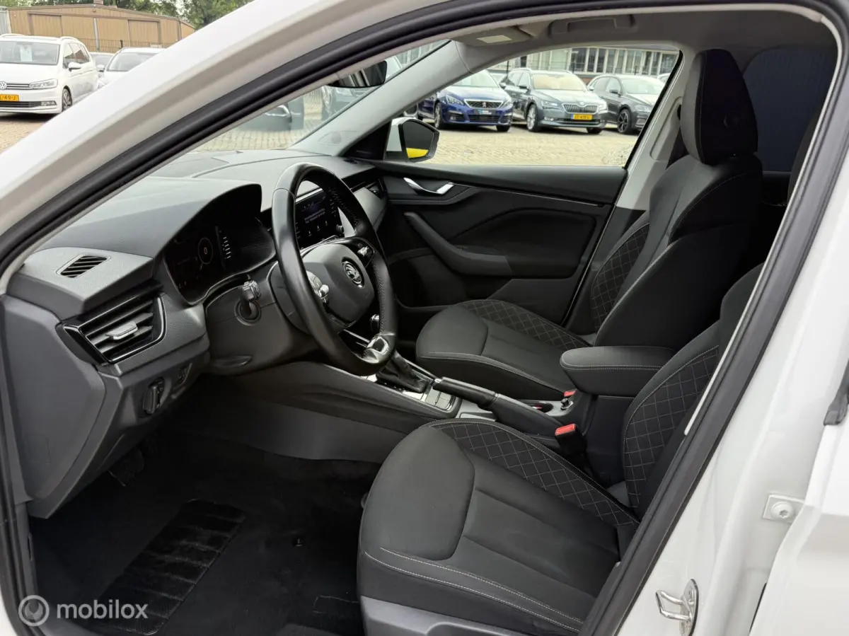 1.0 TSI Ambition AUTOMAAT | BTW | CARPLAY | ECC