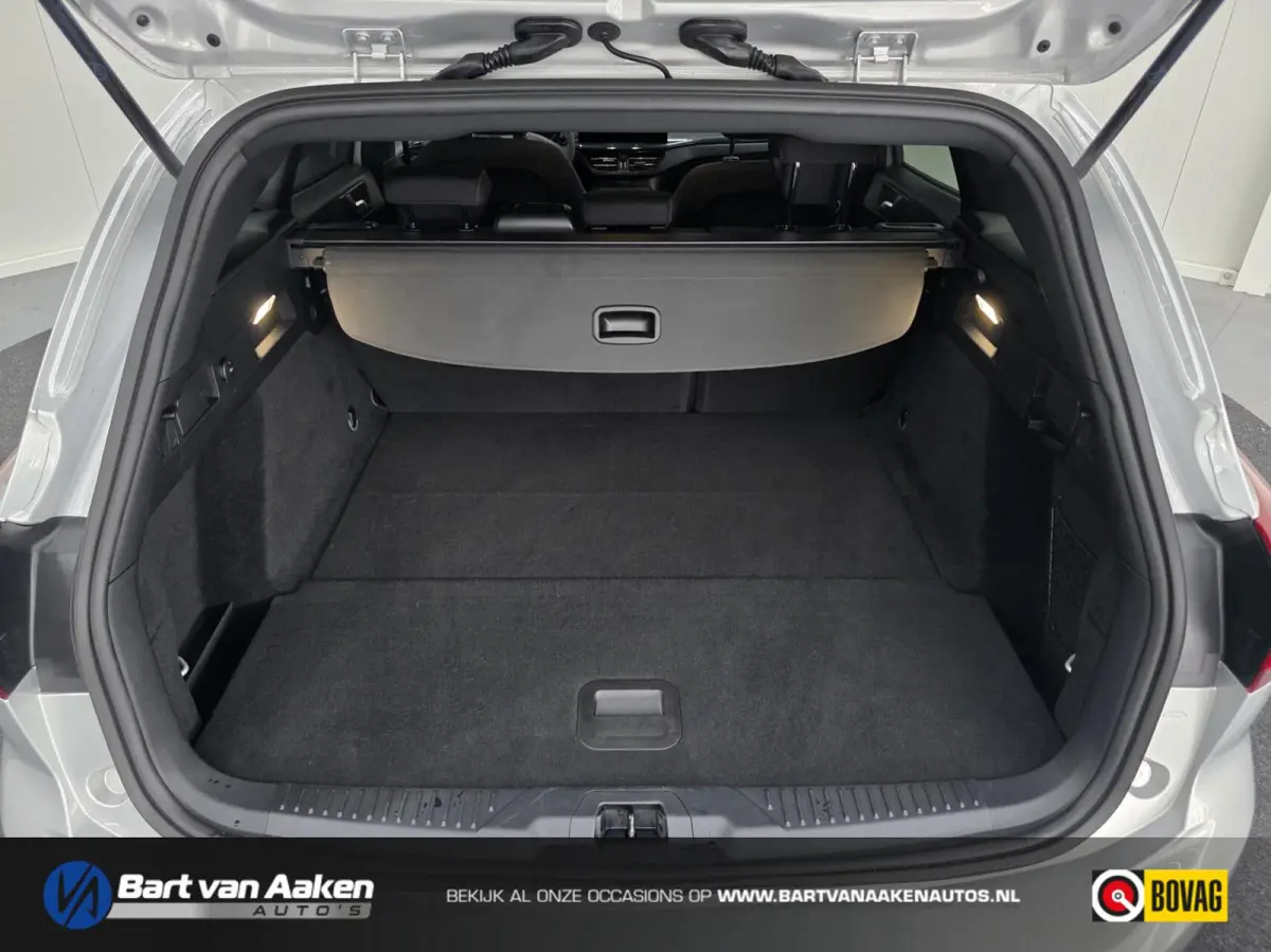 1.0 Hybrid ST Line Automaat Camera Adaptive Cruise