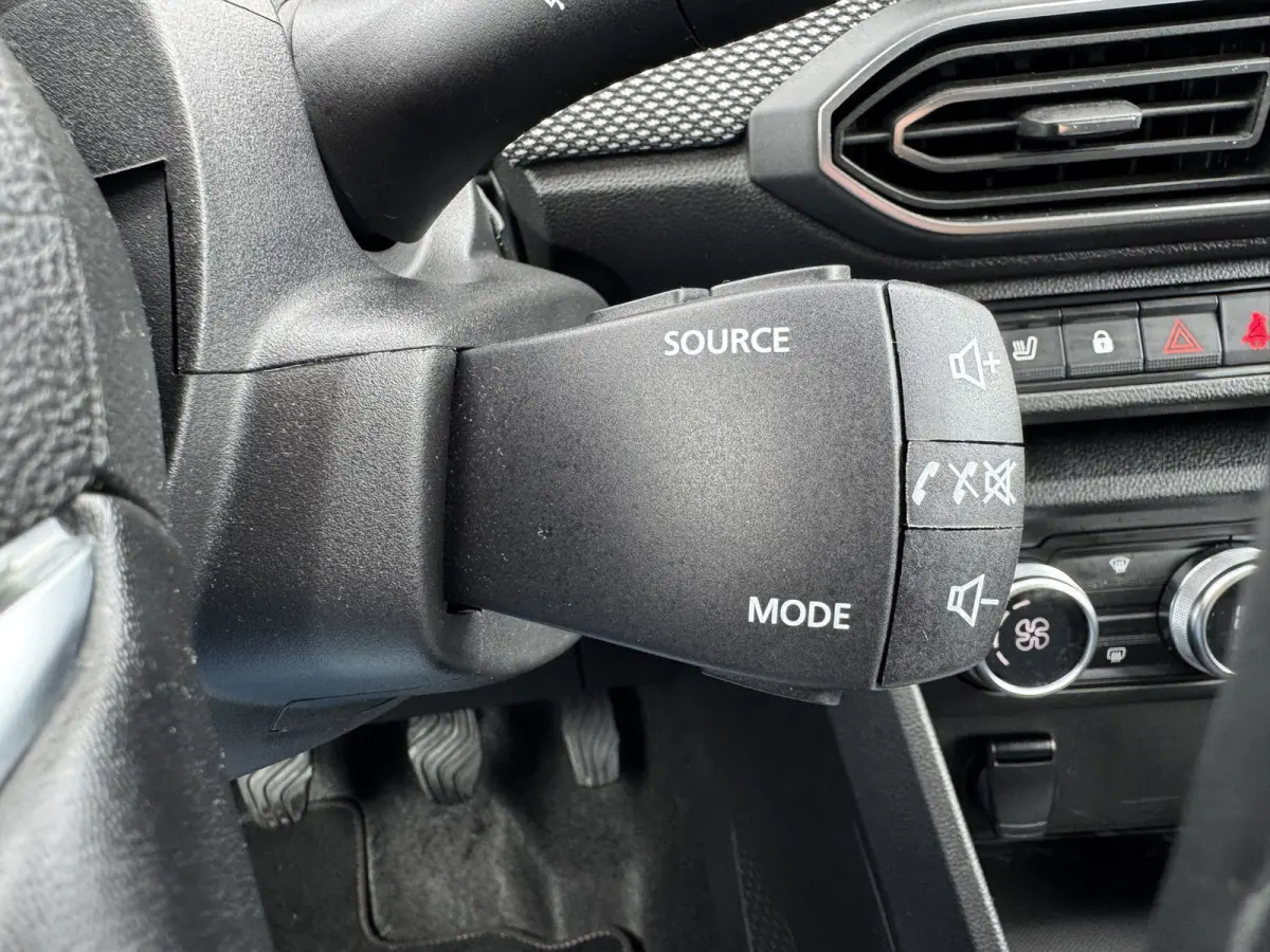 1.0 TCe Bi-Fuel Extreme 7p. Trekhaak Camera Carplay Navi Stoelverwarming clima