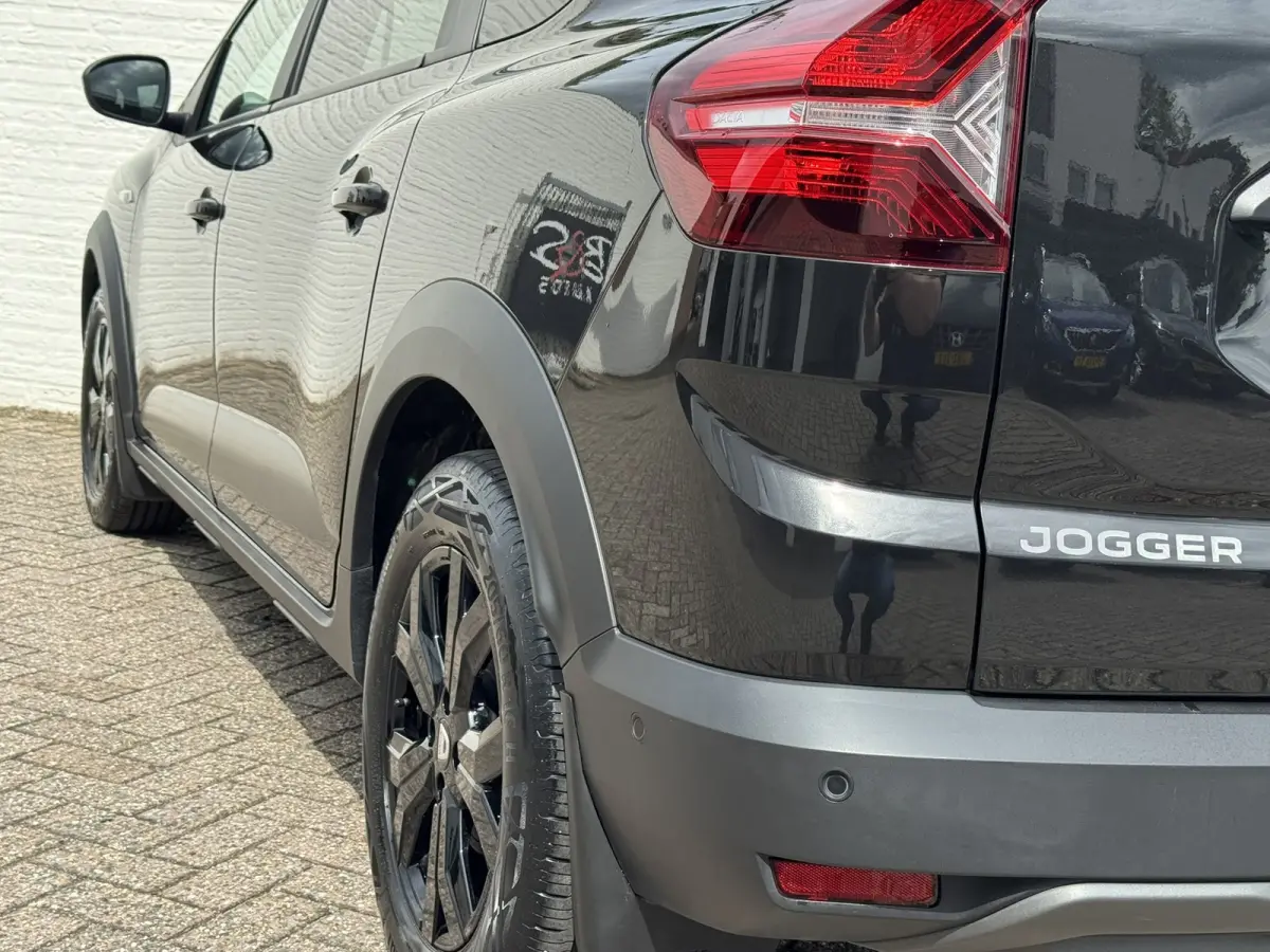 1.0 TCe Bi-Fuel Extreme 7p. Trekhaak Camera Carplay Navi Stoelverwarming clima
