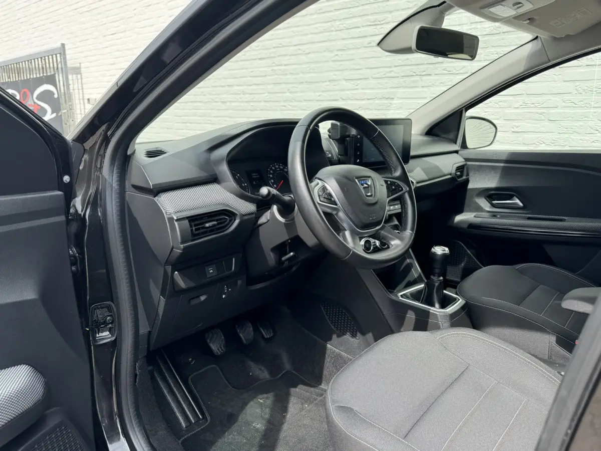 1.0 TCe Bi-Fuel Extreme 7p. Trekhaak Camera Carplay Navi Stoelverwarming clima