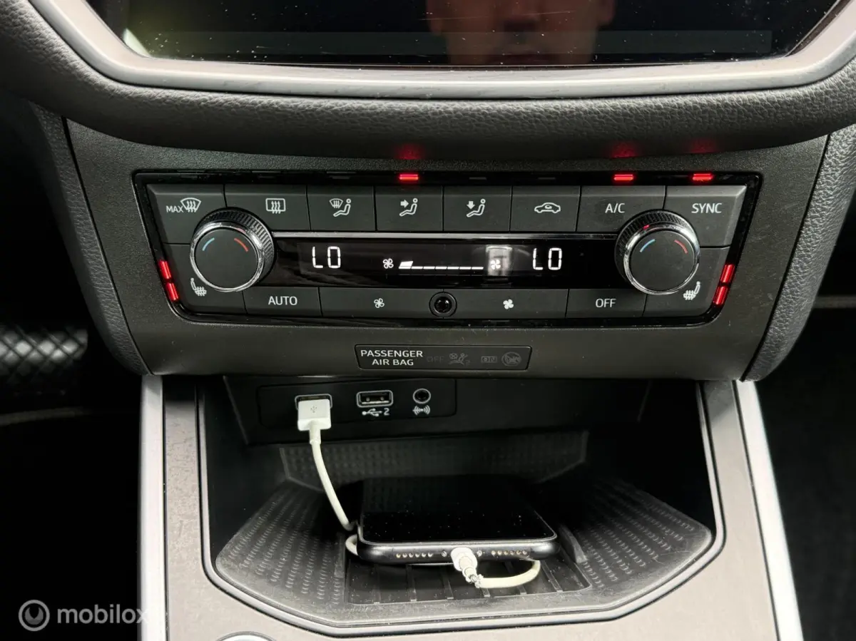 1.0 TSI FR Navi Carplay Camera Automaat LED ACC Keyles Stoelv Trekhaak