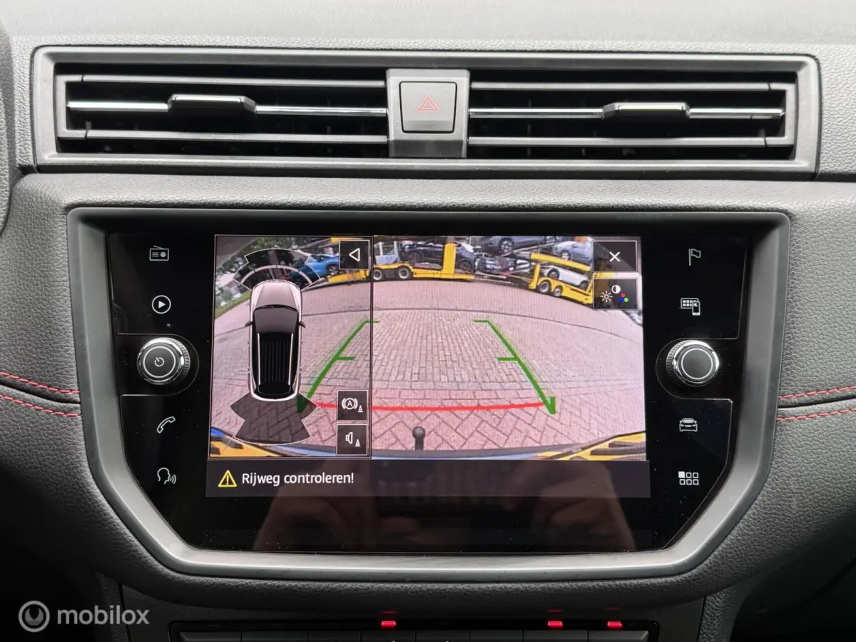 1.0 TSI FR Navi Carplay Camera Automaat LED ACC Keyles Stoelv Trekhaak