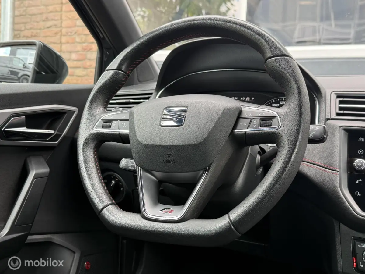 1.0 TSI FR Navi Carplay Camera Automaat LED ACC Keyles Stoelv Trekhaak