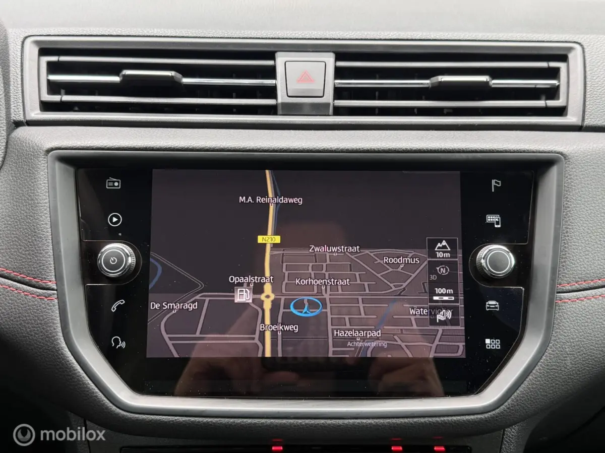 1.0 TSI FR Navi Carplay Camera Automaat LED ACC Keyles Stoelv Trekhaak