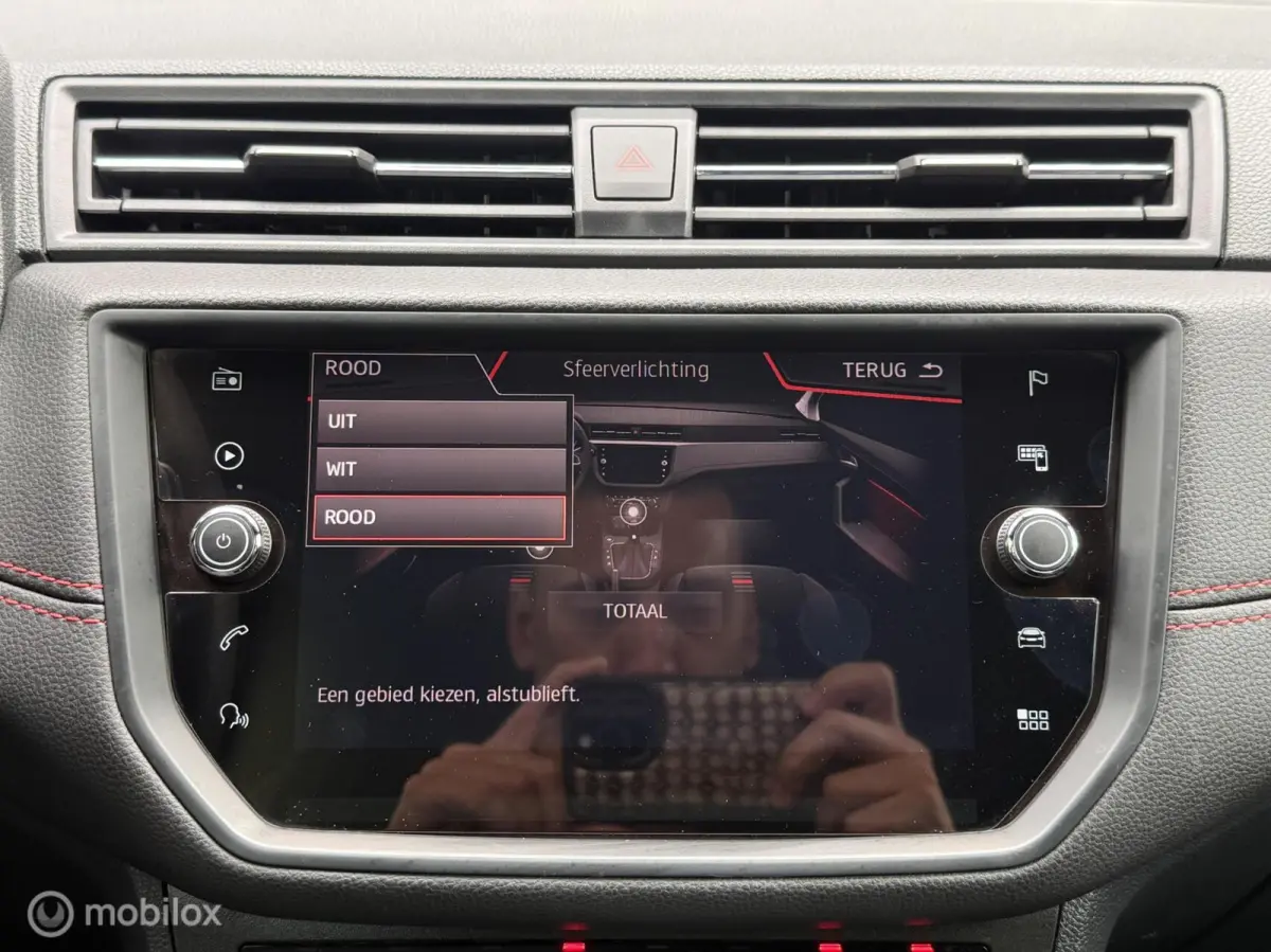1.0 TSI FR Navi Carplay Camera Automaat LED ACC Keyles Stoelv Trekhaak