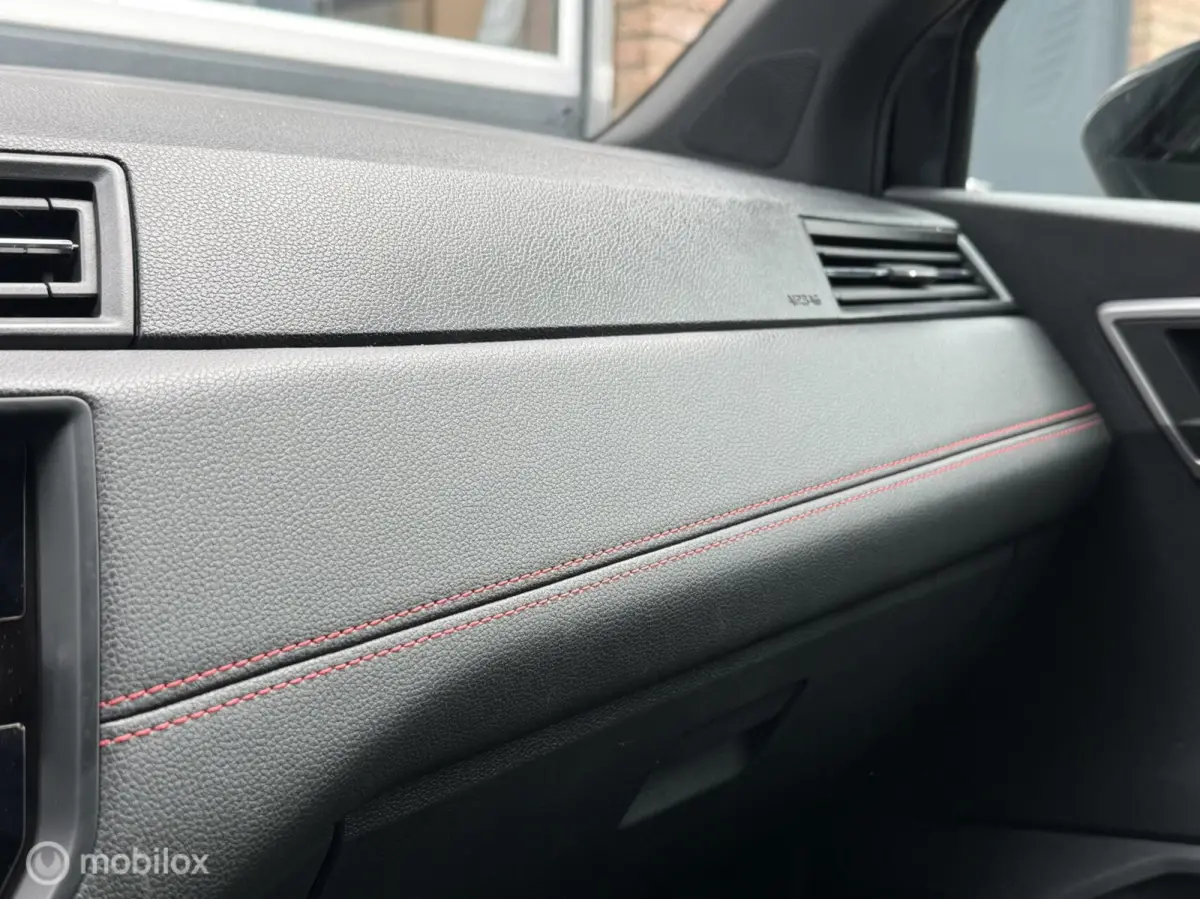 1.0 TSI FR Navi Carplay Camera Automaat LED ACC Keyles Stoelv Trekhaak