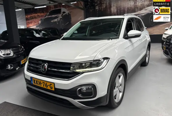 1.0 TSI Style /Camera / Carplay / stoelverwarming