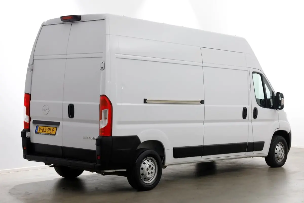 2.2D 120pk L3H3 Edition Airco/Navi/Camera 02-2022