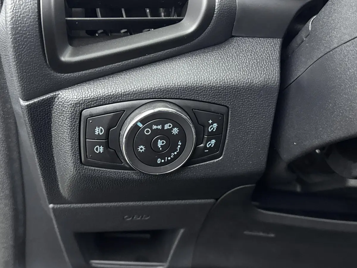 1.0 EcoBoost ST-Line | TREKHAAK | STOELVERWARMING | STUURVERWARMING | BANG & OLUFSEN | ACHTERUITRIJCAMERA |  CRUISE CONTROL |