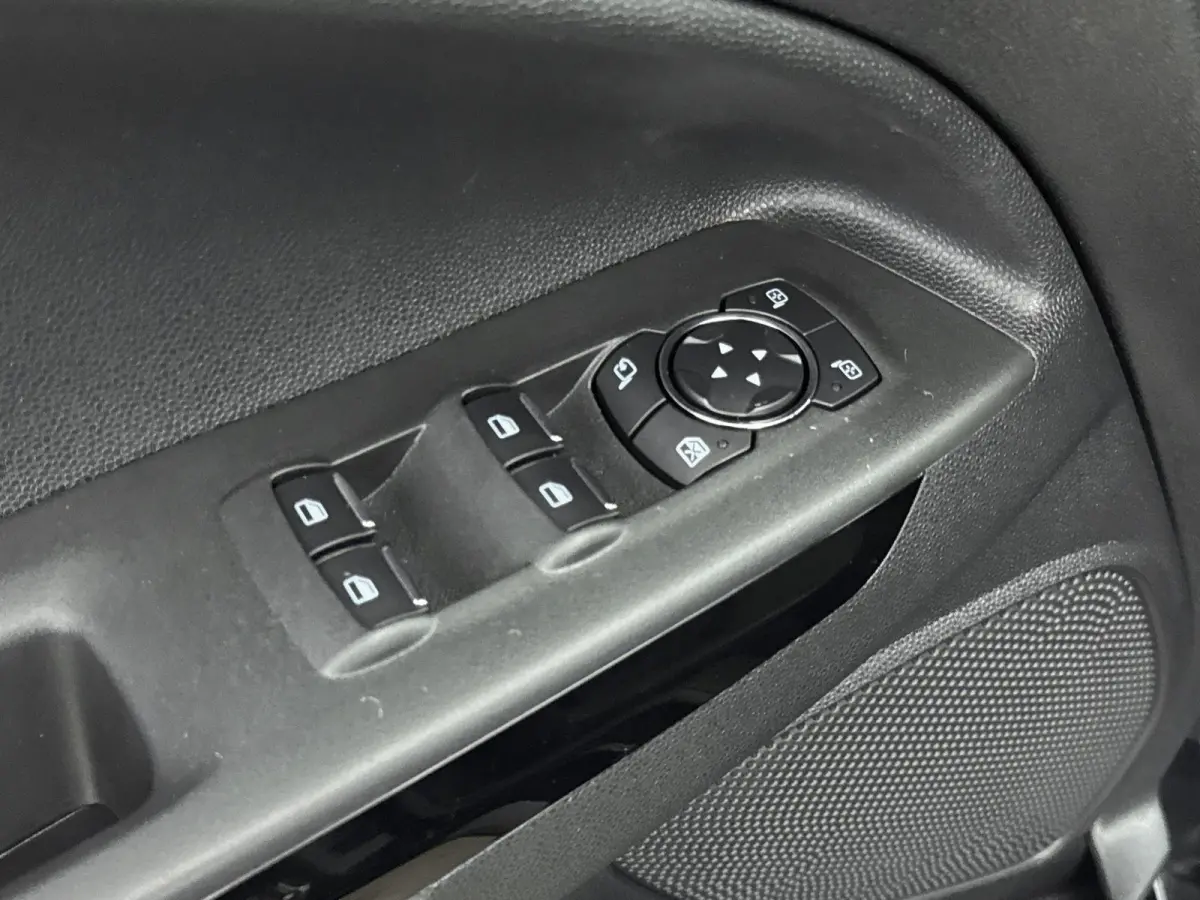 1.0 EcoBoost ST-Line | TREKHAAK | STOELVERWARMING | STUURVERWARMING | BANG & OLUFSEN | ACHTERUITRIJCAMERA |  CRUISE CONTROL |