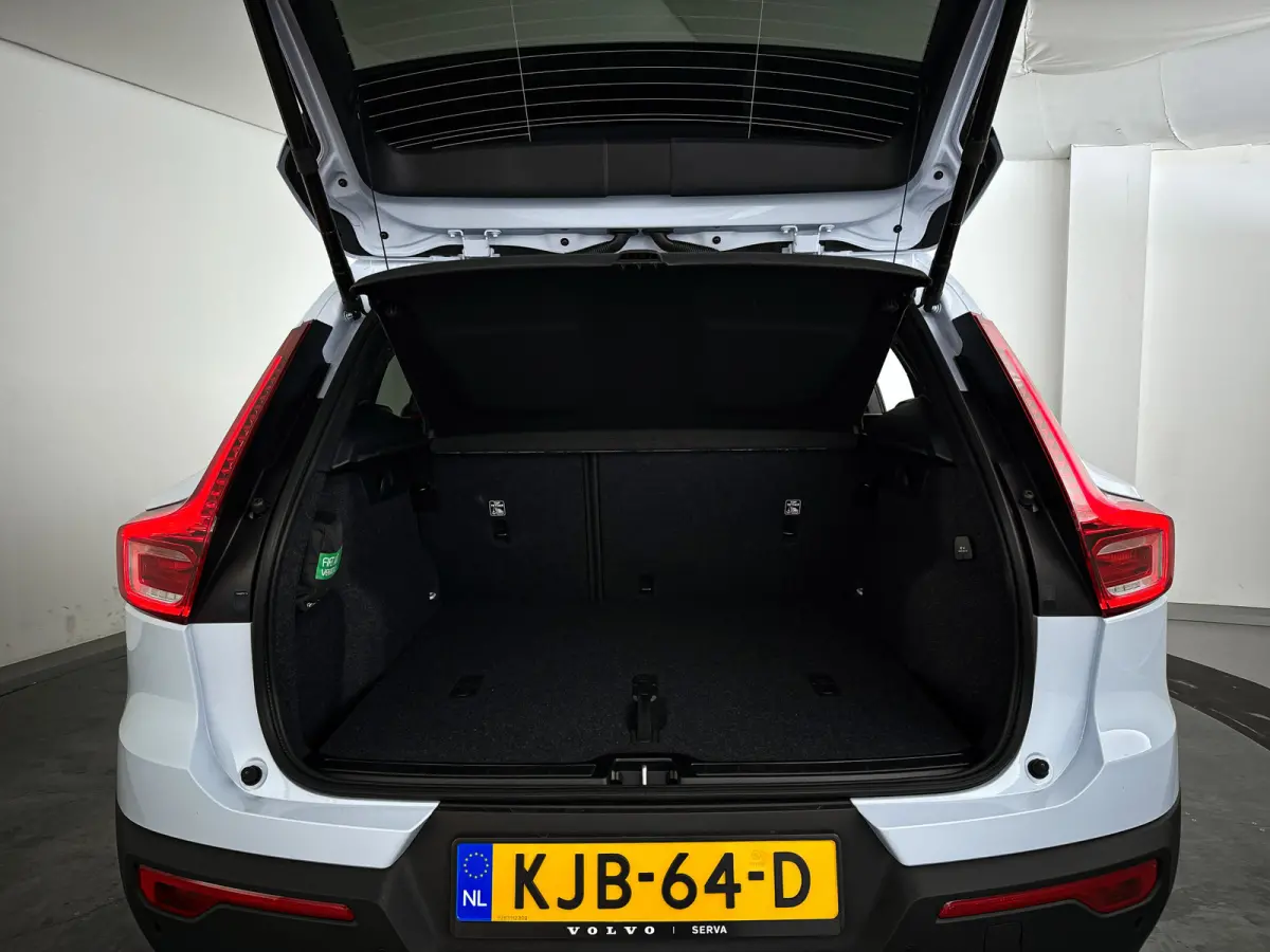 B4 Business Edition | Parkeercamera | Harman Kardon | Stoel- en Stuurverwarming