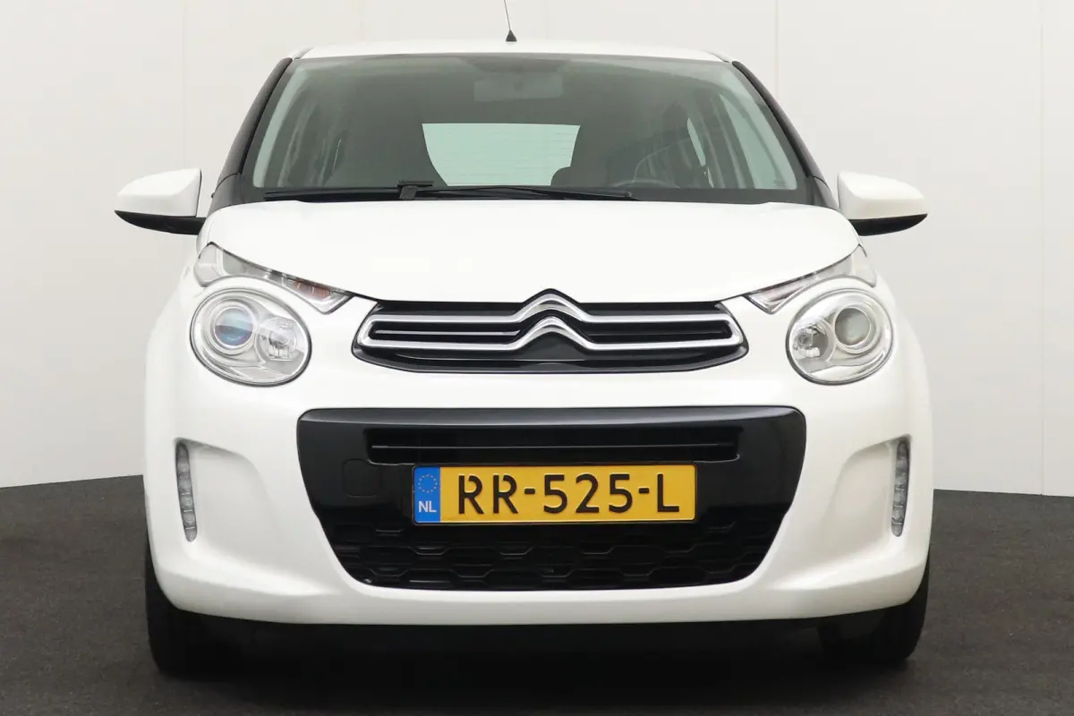 1.0 VTi Aut. Shine Camera Bluetooth Multimediascherm