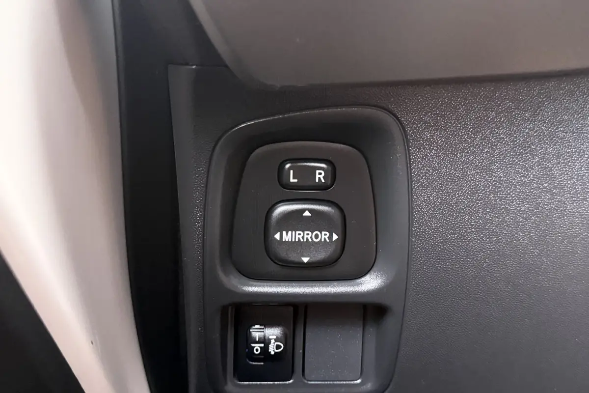 1.0 VTi Aut. Shine Camera Bluetooth Multimediascherm