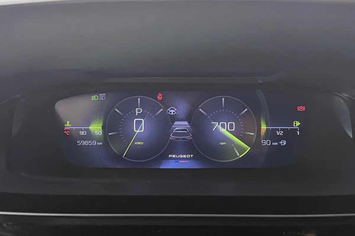 1.2T 131 PK Aut. GT Adap. Cruise 360' Camera Memory