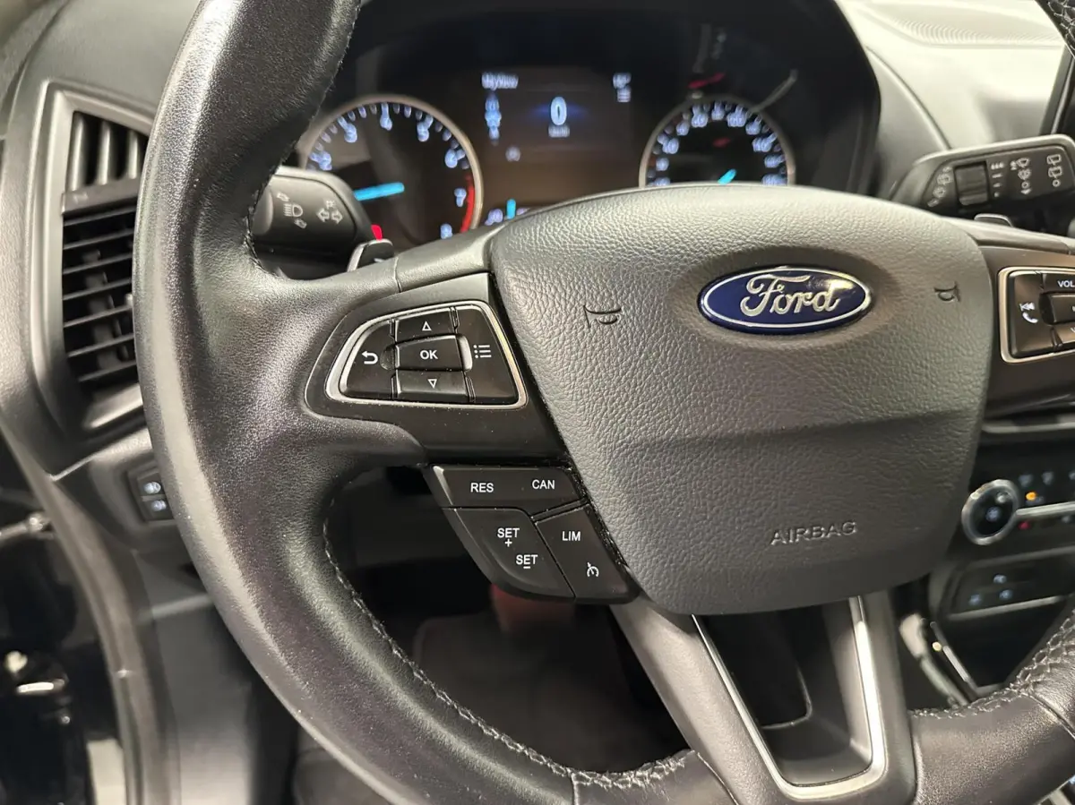 1.0 EcoBoost Titanium AUTOMAAT TREKHAAK CARPLAY NAVI ECC CRUISE LM.