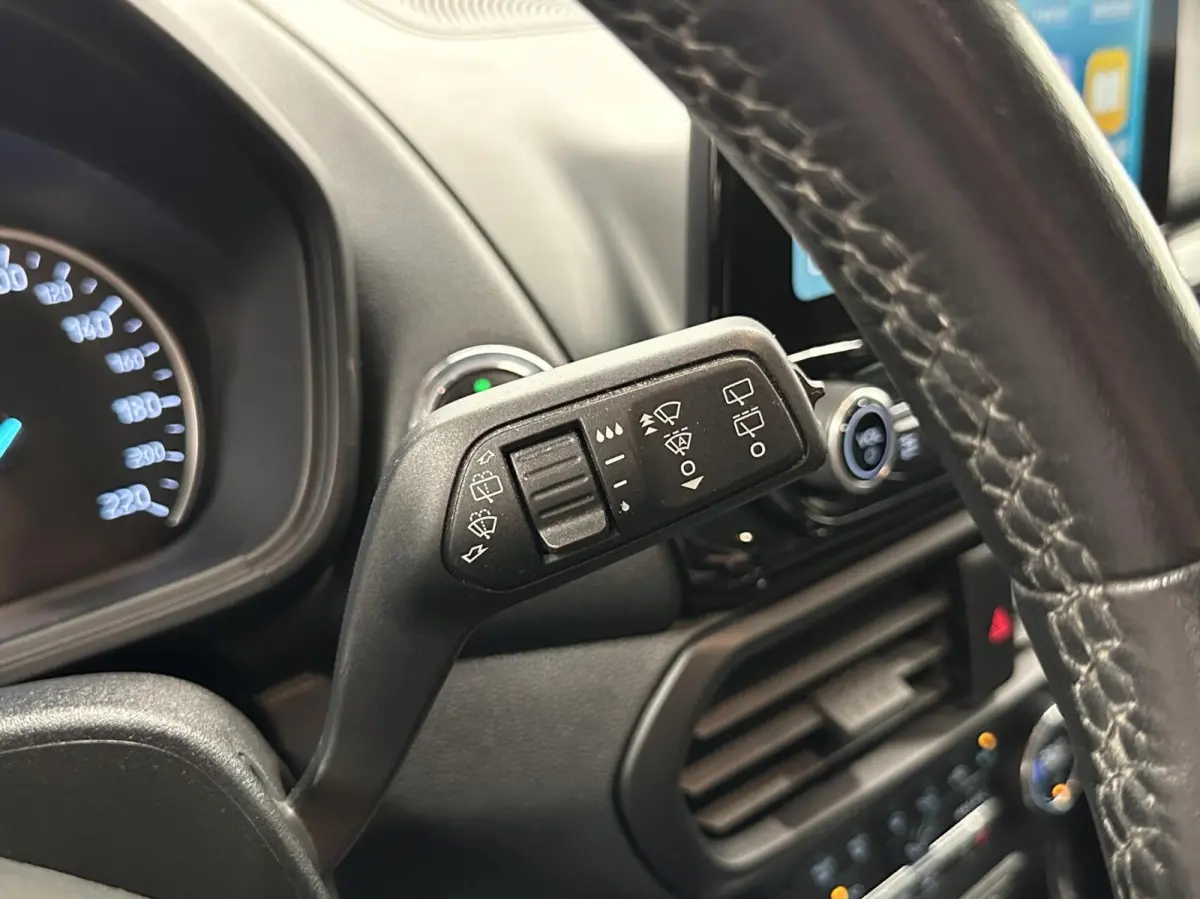 1.0 EcoBoost Titanium AUTOMAAT TREKHAAK CARPLAY NAVI ECC CRUISE LM.